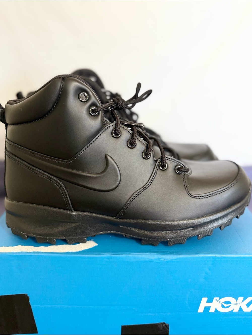 Nike Manoa Leather Boots Triple Black size 10 T454350-003 BRAND NEW